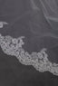 Voile de mariée en dentelle brodé de cristaux